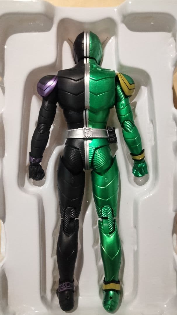 S.H.Figuarts 仮面ライダーW サイクロンジョーカー 真骨彫 風都探偵