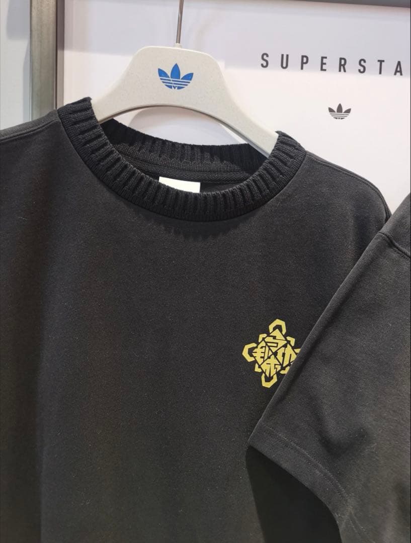 新品XS Adidas FW25 CNY 馬年限定 半袖Tシャツ KT0714 - メルカリ