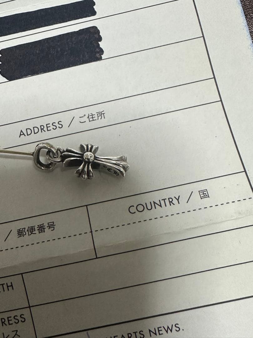 CHクロスベビーファットドロップイヤリング