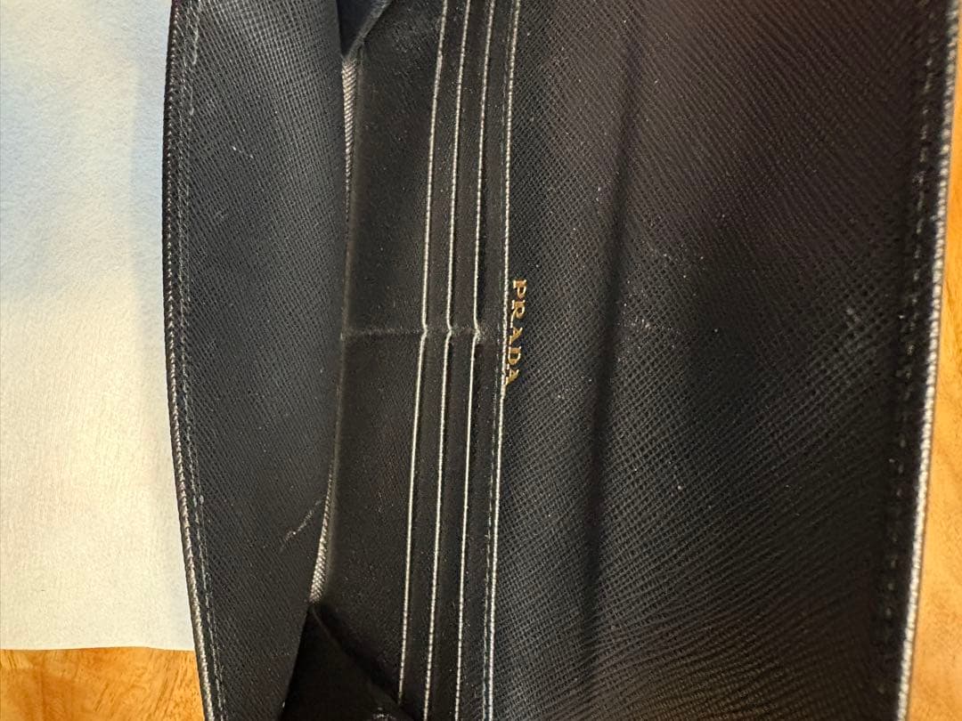 s*s様 PRADA ブラック 長財布