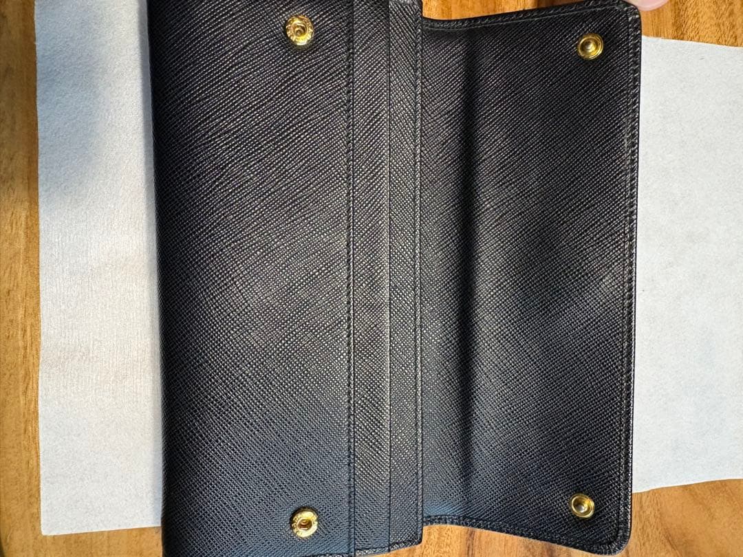 s*s様 PRADA ブラック 長財布