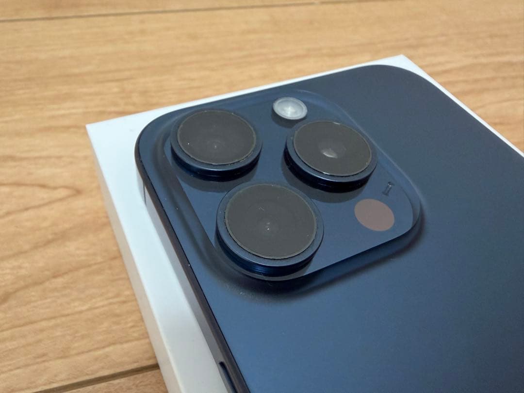 Apple iPhone 15 Pro 256GB ブルーチタニウム
