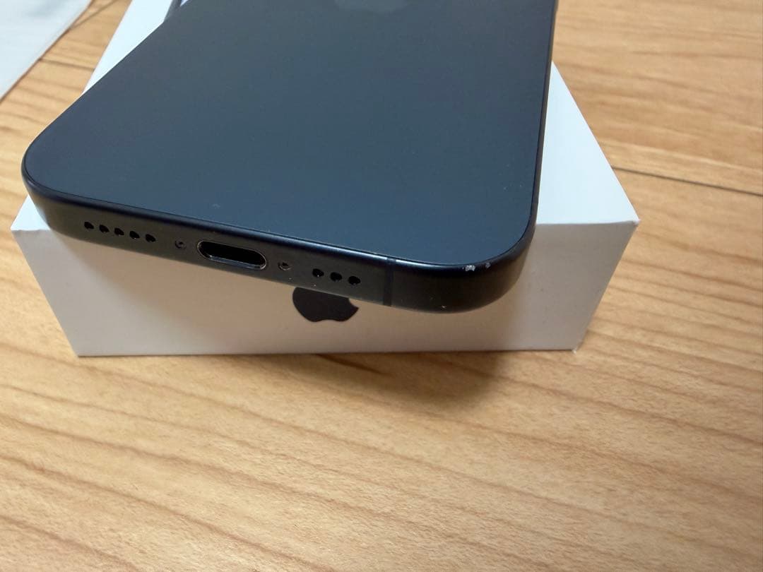 Apple iPhone 15 Pro 256GB ブルーチタニウム