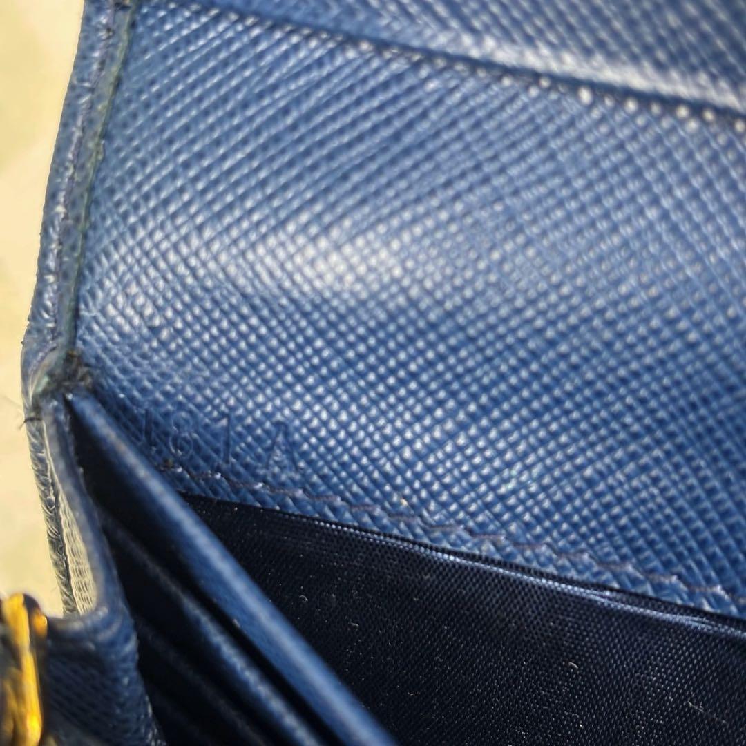 美品　PRADA プラダ　長財布　二つ折り　M54