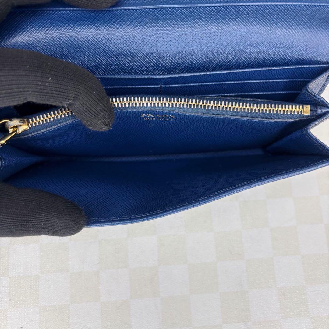 美品　PRADA プラダ　長財布　二つ折り　M54