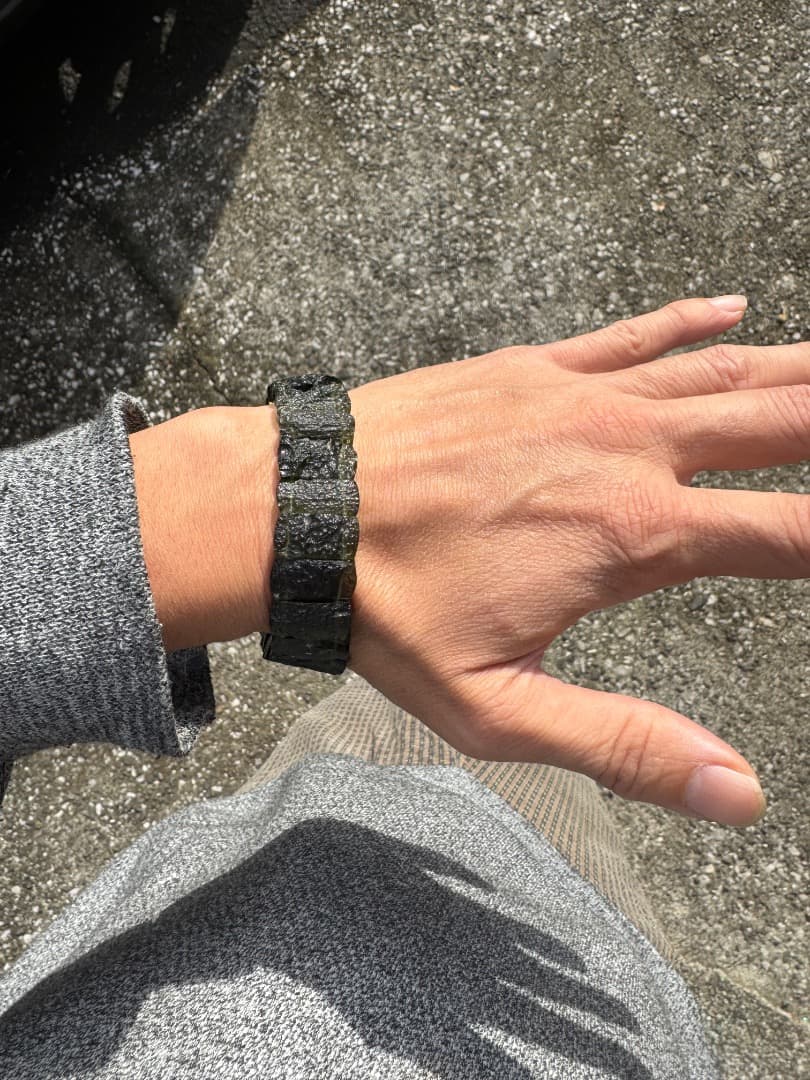 モルダバイト　ブレスレット　鑑別書付き　本物　40.77g