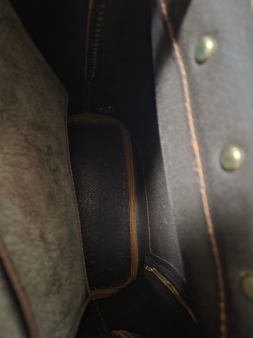 美品　レザーリュック　PLANT