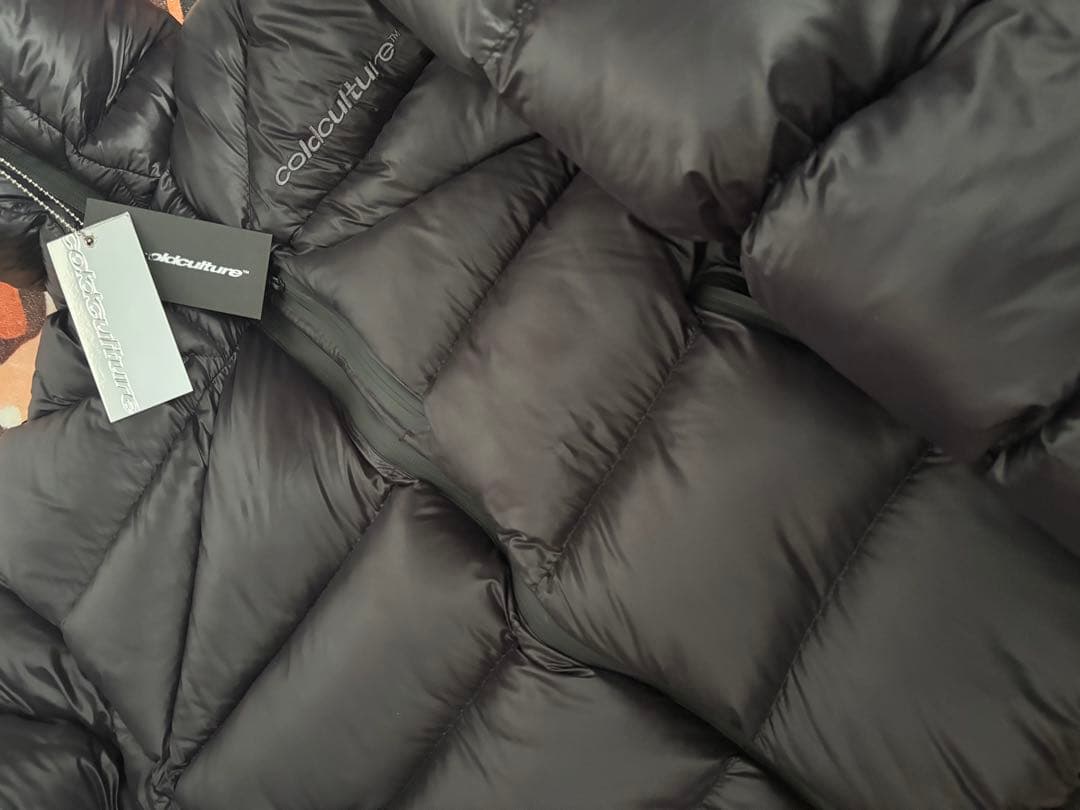 コールドカルチャー(coldculture)のダウンジャケットですsサイズです