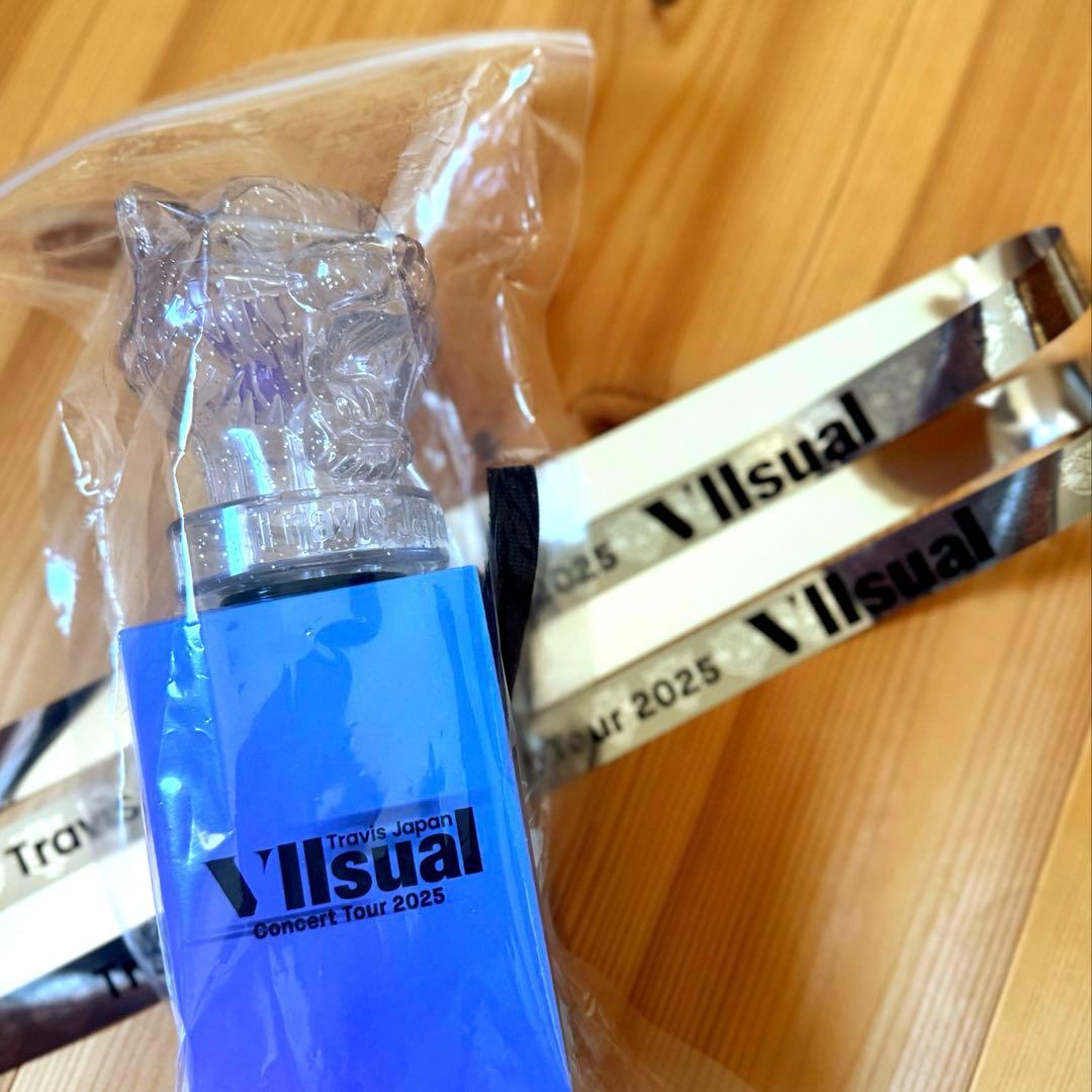 TravisJapan トラジャ Vllsual ペンライト 銀テープ付き - メルカリ