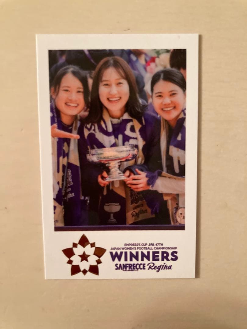 サンフレッチェ広島レジーナ 佐山桃子、柳瀬楓菜、小川愛 チェキ風