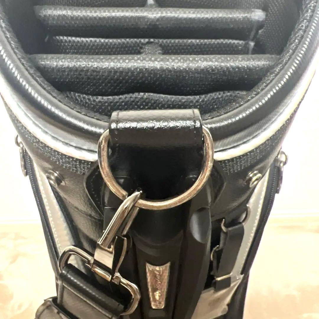 テーラーメイド　黒色キャディバッグ