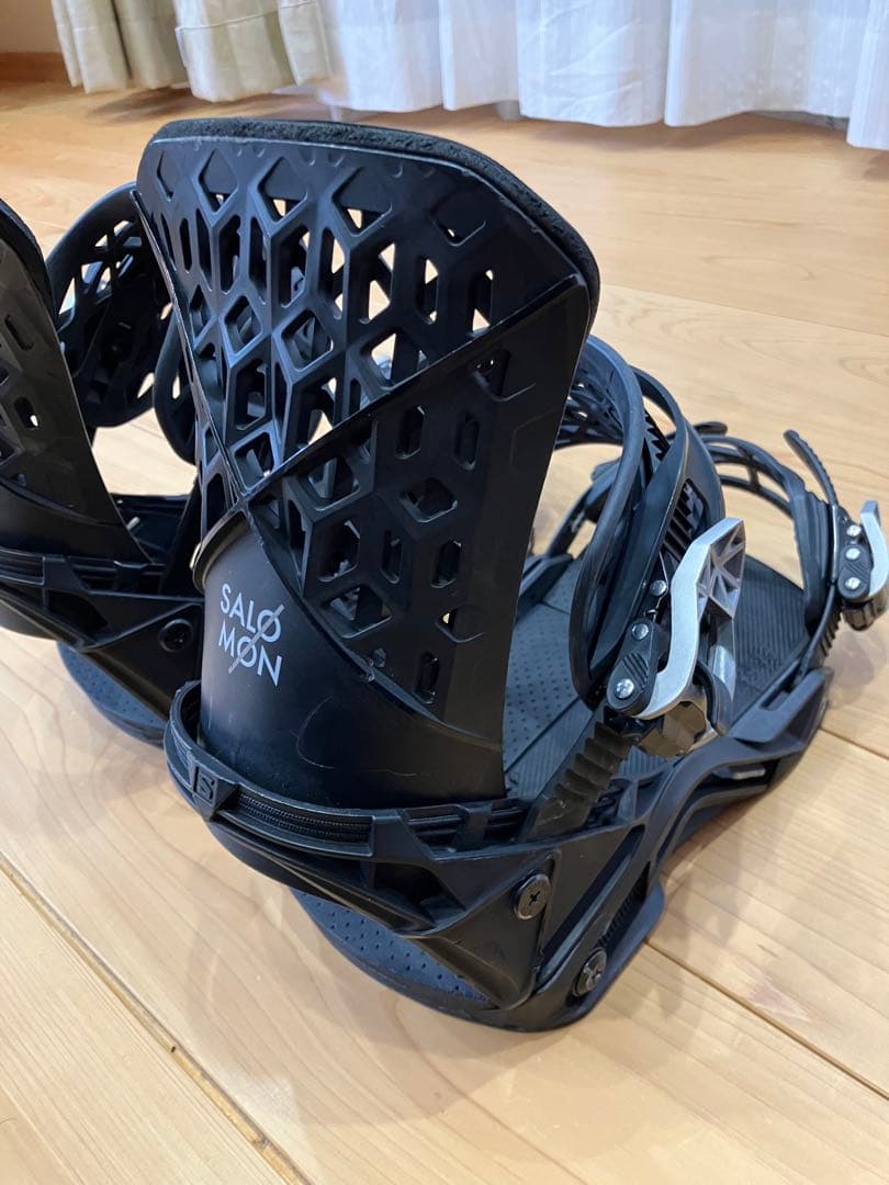 サロモン　ハイランダー Mサイズ　salomon　highlander M