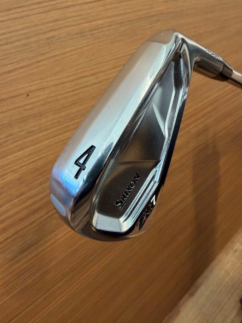 スリクソン ZXi7 4番アイアン