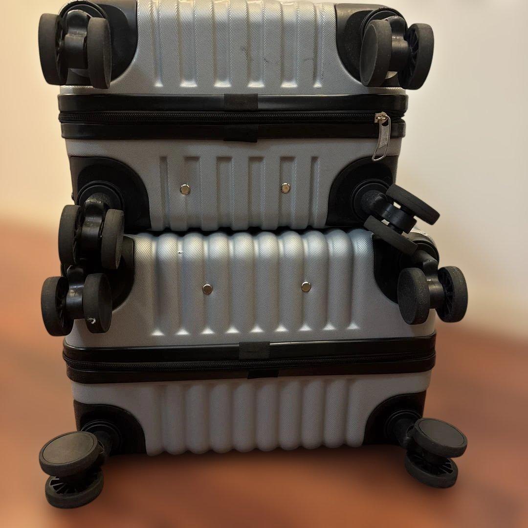 スーツケース　Sサイズ•Mサイズ