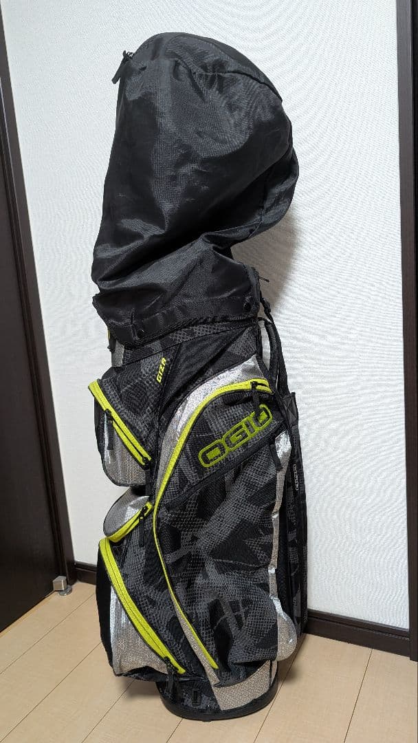 OGIO キャディバッグ・ゴルフバッグ ブラック グレー ライムの通販はau