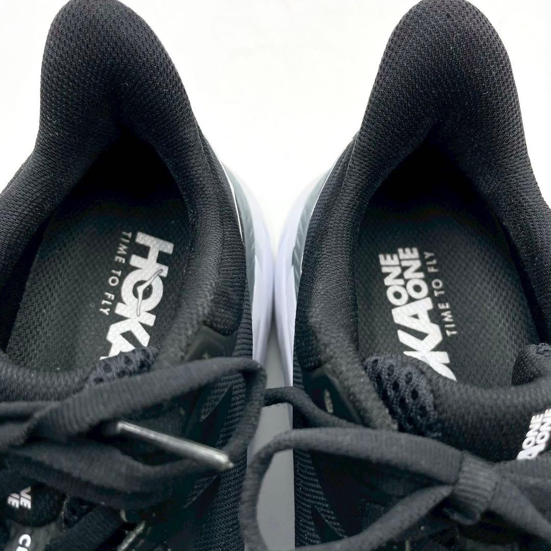 ホカオネオネ スニーカー W CLIFTON7 24.5 黒白 Y1463