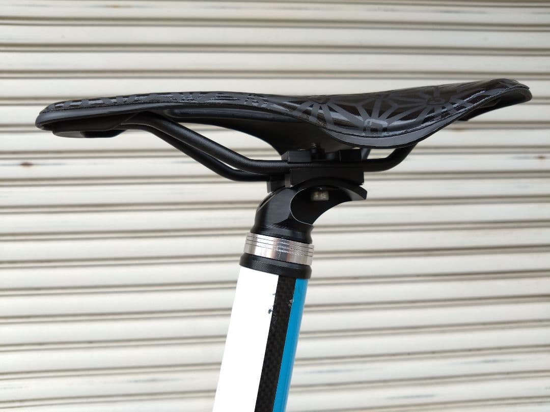 InterMax　SESTRIERE　神奈川　引取限定　ISP カーボンホイール