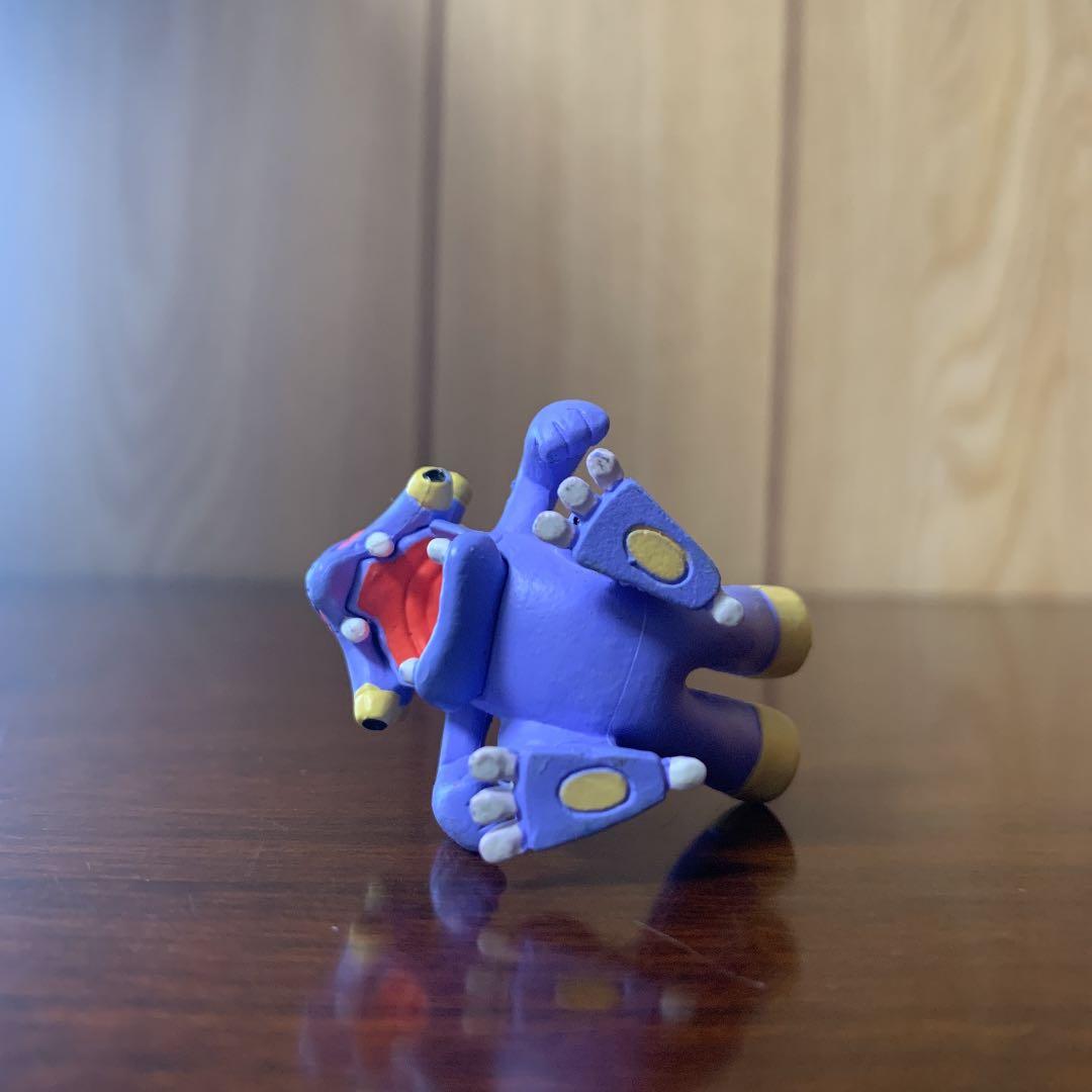 ポケモン 立体ポケモン図鑑 ゴニョニョ ドゴーム バクオング