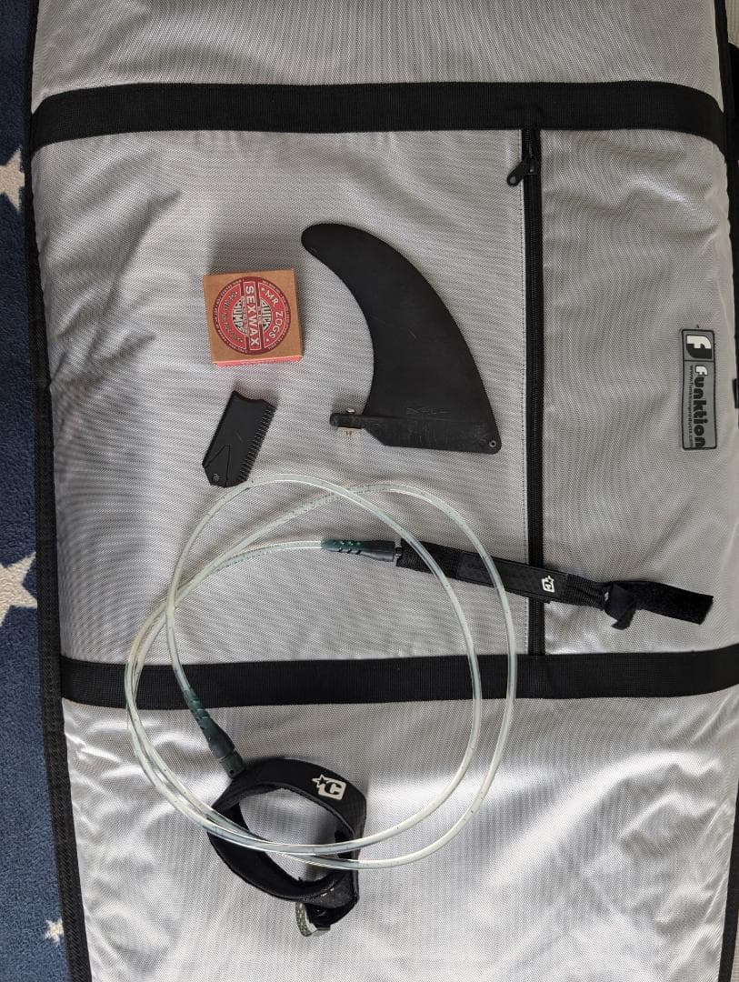 49ℓ スリーウェザー 6’6 ハッピーターン vertical ファンボード