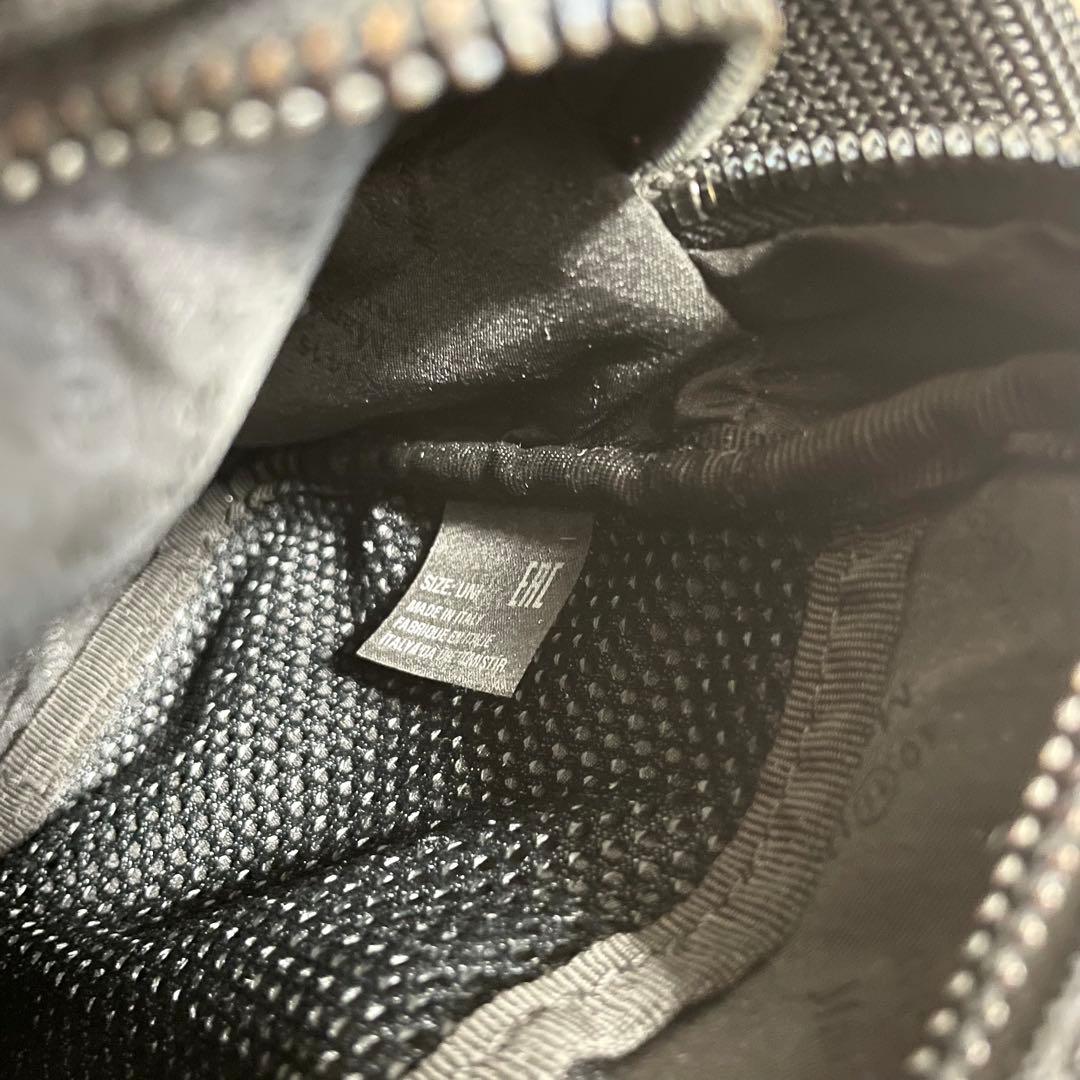 未使用・超格安/メゾンマルジェラ　ショルダーバッグ　4ステッチ　ナイロン　黒