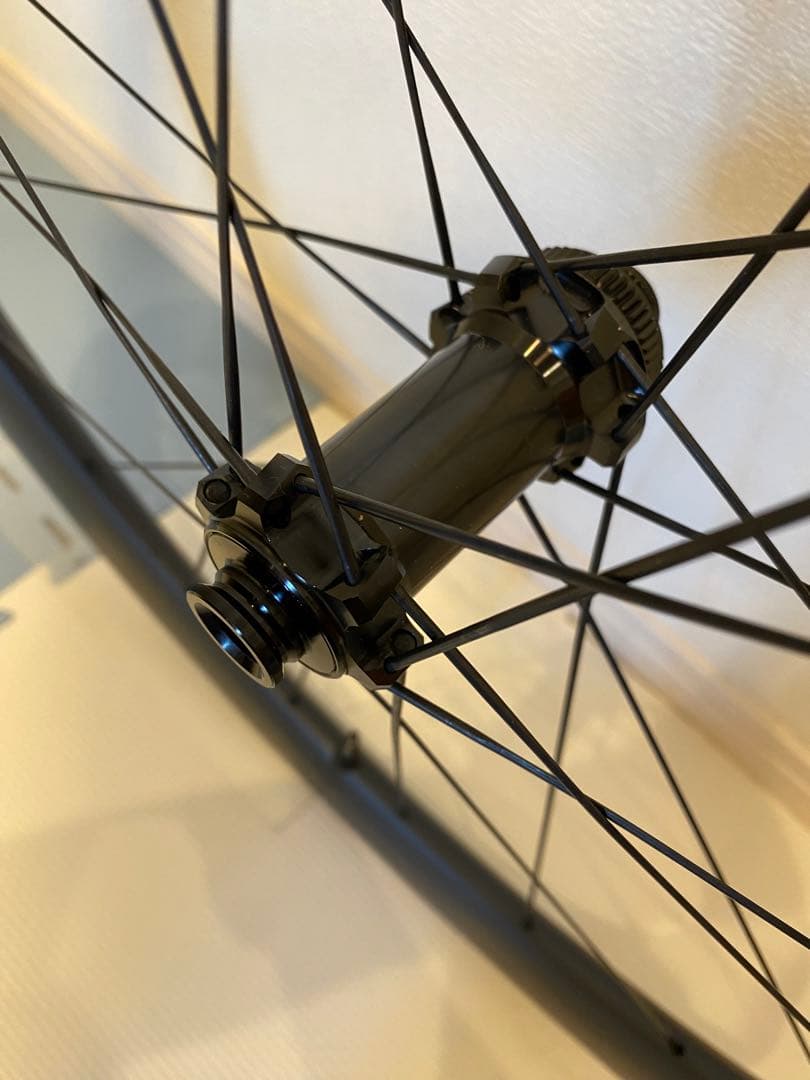 ELITEWHEELS EDGE カーボンホイール1347g50mm XDR専用