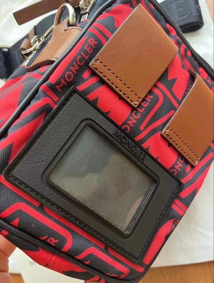 は*な様 モンクレール ショルダーバッグ ボディバッグ 斜め掛け MONCLER