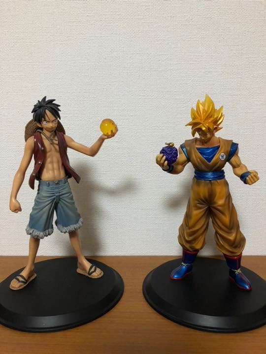 ドラゴンボール&ワンピースコラボフィギュア - メルカリ