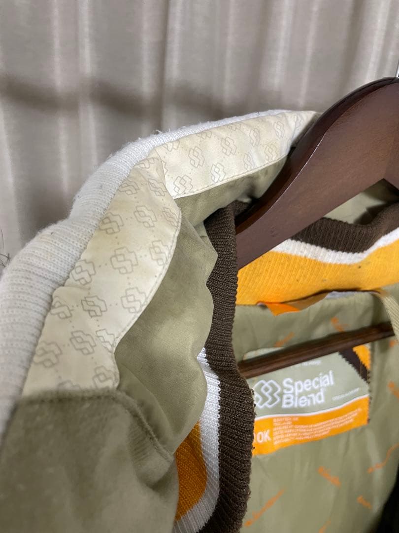 スノーボードダウンジャケット　special blend