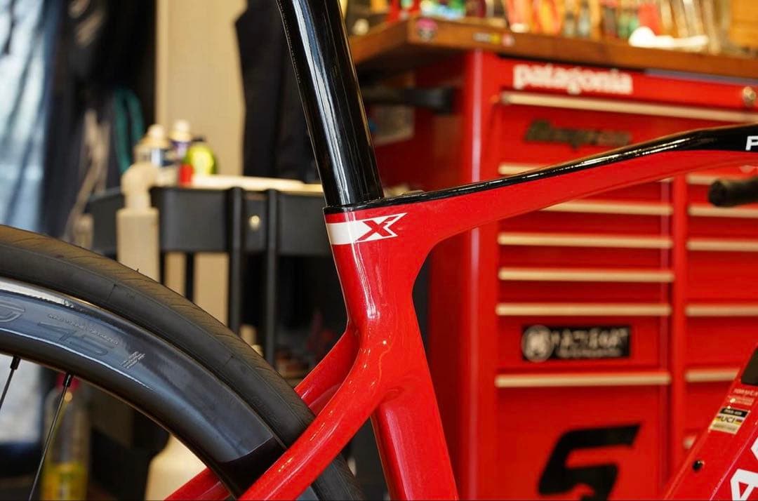 【美品完成車】PINARELLOX3 2024年モデルDi2 12sWTO45