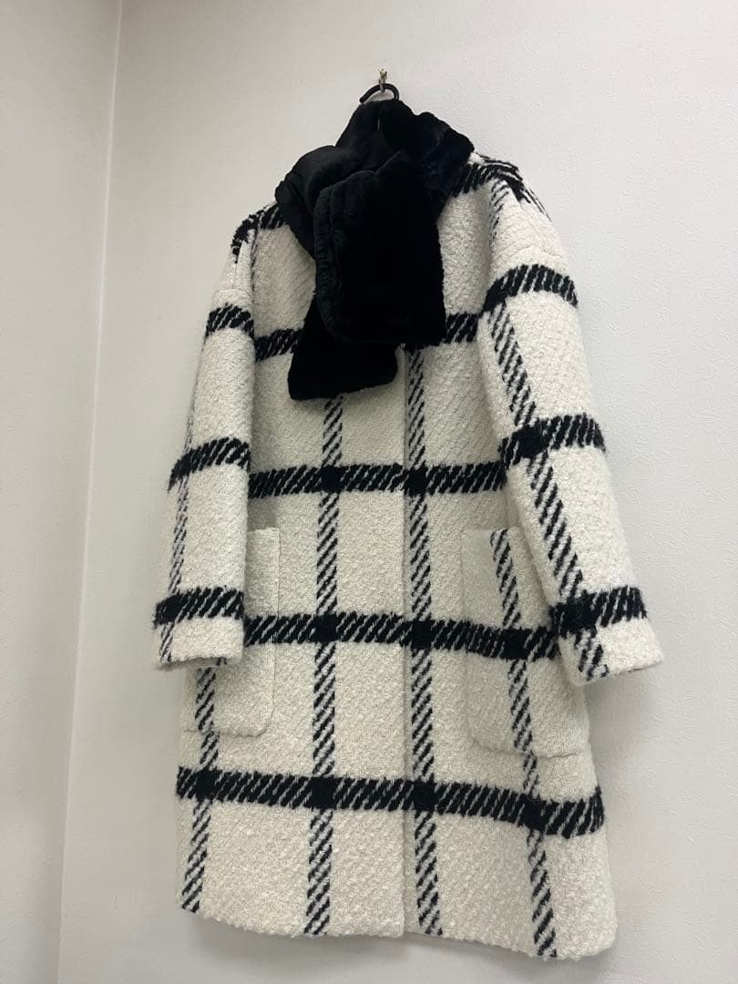 専用　TOMORROW LAND Ballsey コートマフラー付き