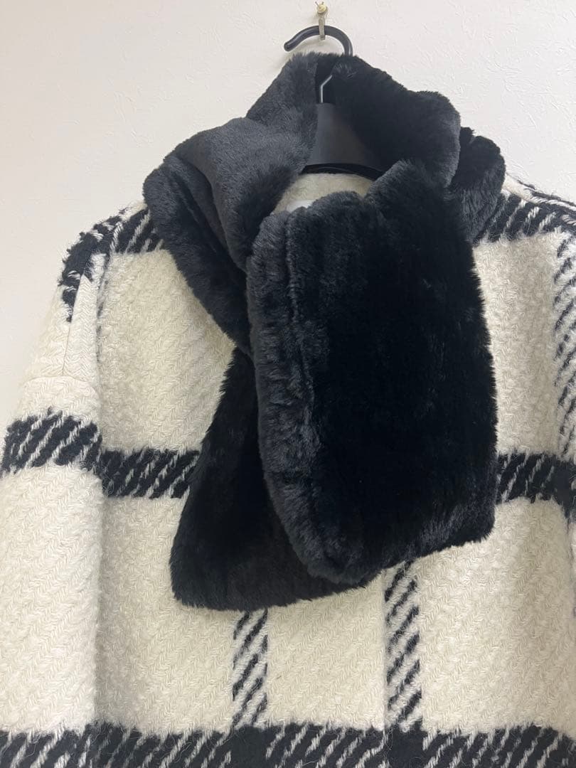 専用　TOMORROW LAND Ballsey コートマフラー付き