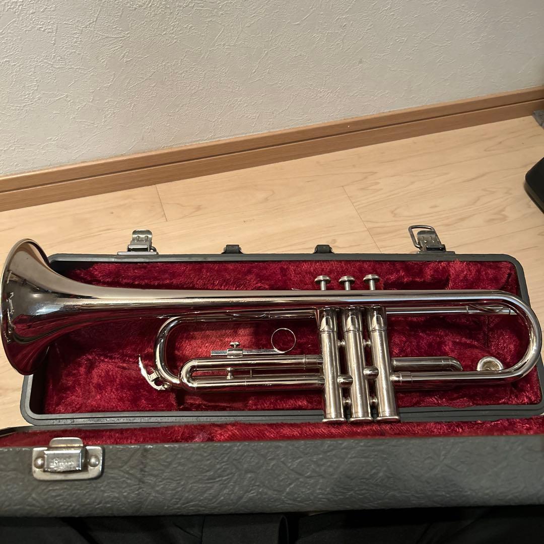 ヤマハトランペットYTR136