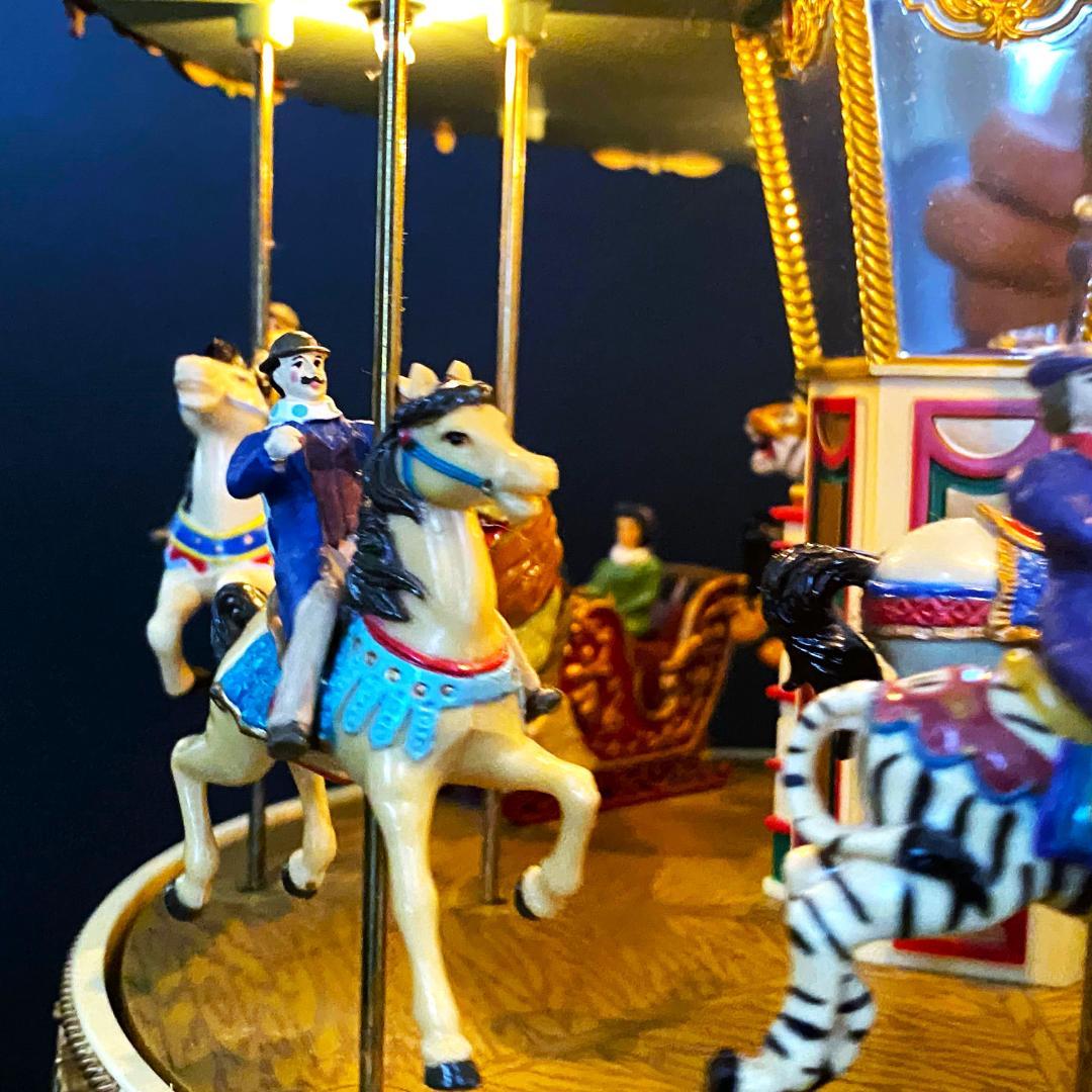 美品】ミスタークリスマス☆メリーゴーランド☆オルゴール☆カルーセル