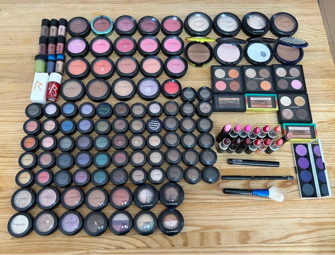 MACコスメまとめ売り　133点