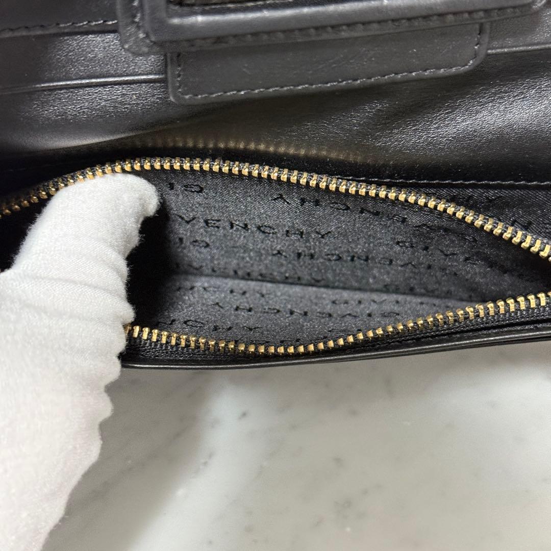 美品 綺麗 GIVENCHY ジバンシー 長財布 ブラック 黒 ロゴ レザー