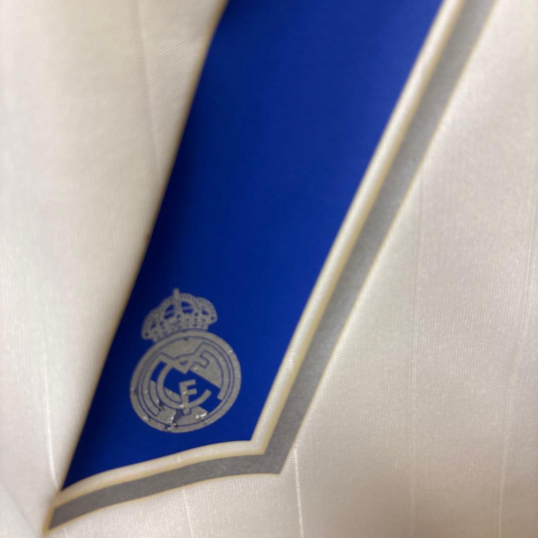 レアル・マドリード ファンニステルローイ　ユニフォーム