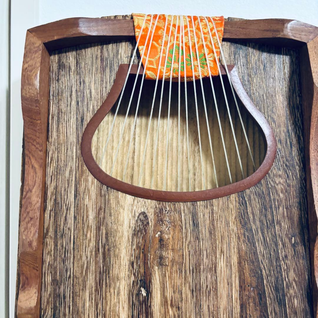 箏　13弦　すだれ彫り　和楽器　並甲 全長約181cm 収納バッグ　おまけ付き