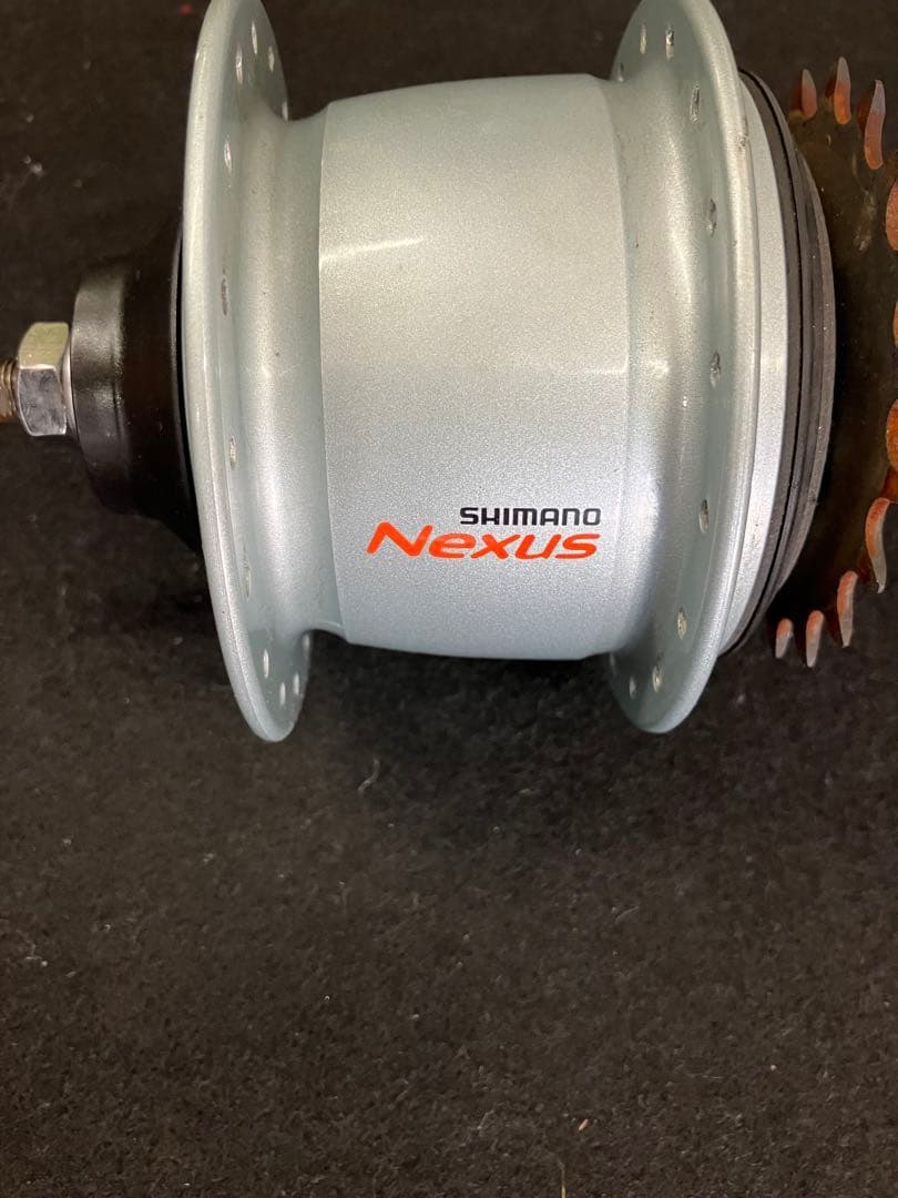 SHIMANOインター８内装ハブSG-C6001-8R 36H