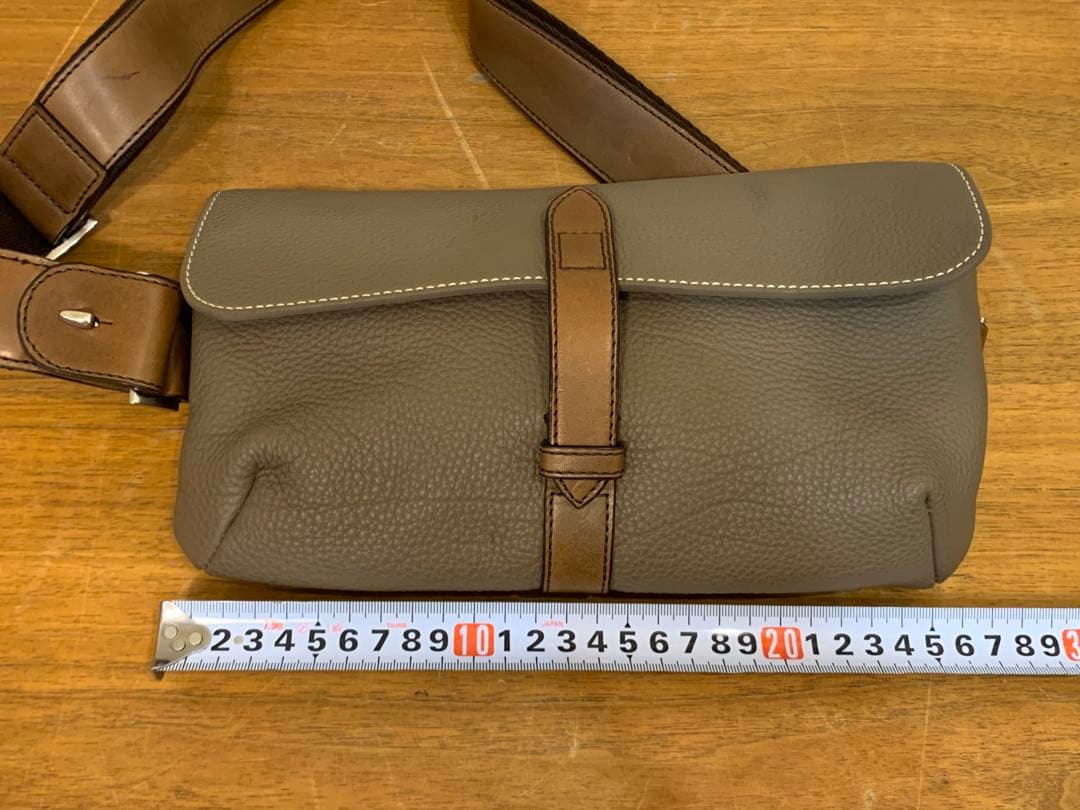 G1016-05☆未使用 WILD SWANS ウエストポーチレザー 茶色系