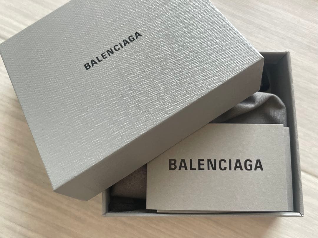 BALENCIAGA レター型キーケース