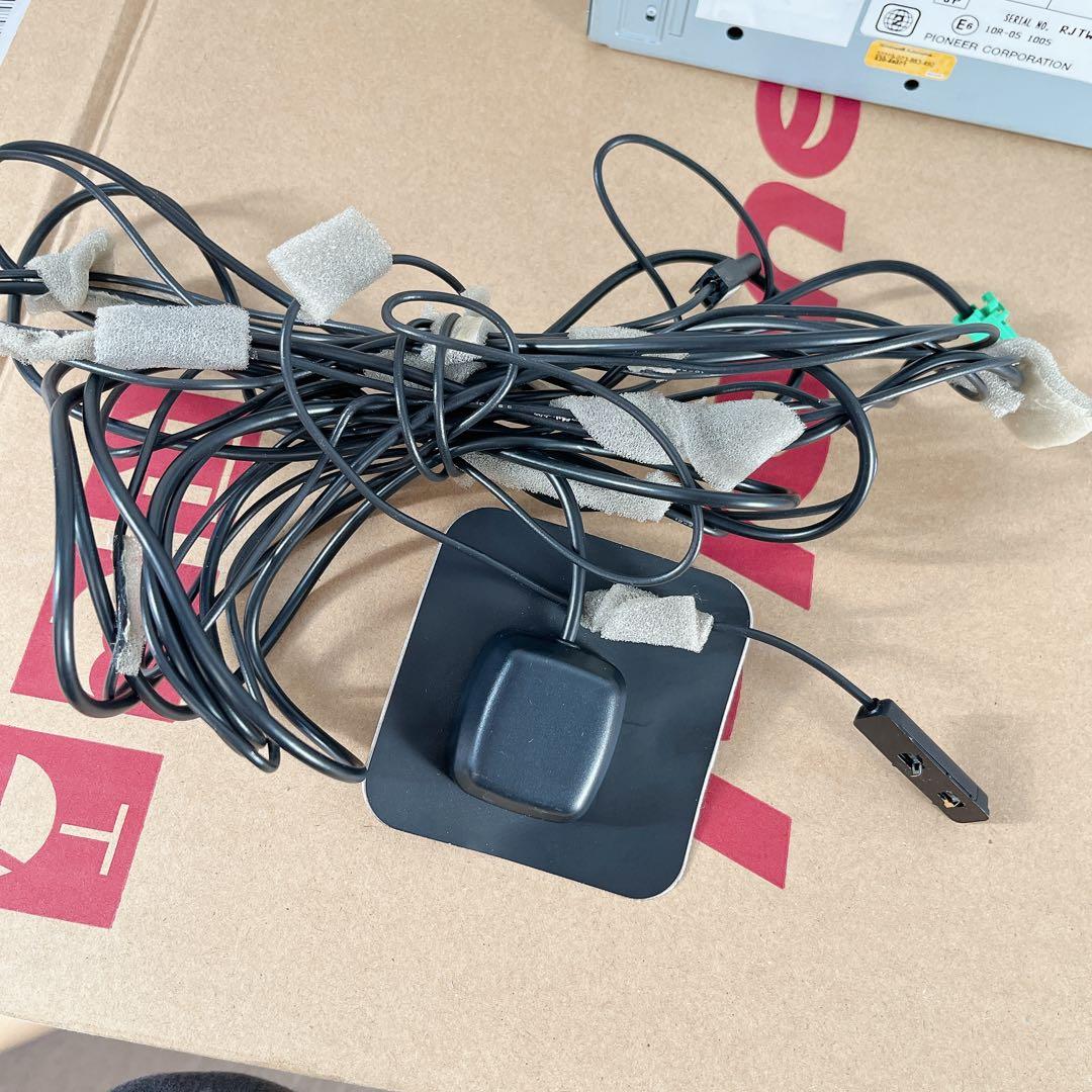 カロッツェリア パイオニア　AVIC-RZ302 カーナビ