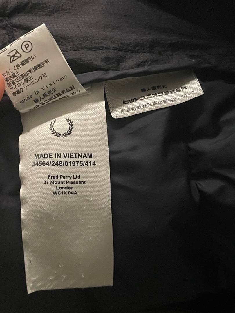 Fred Perry x Beamsダウンジャケット