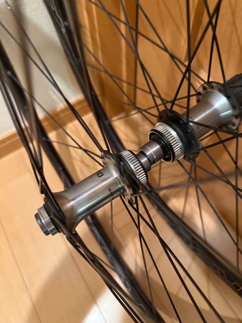 EASTON R90 SL DISC TL-Ready(チューブレスレディ)