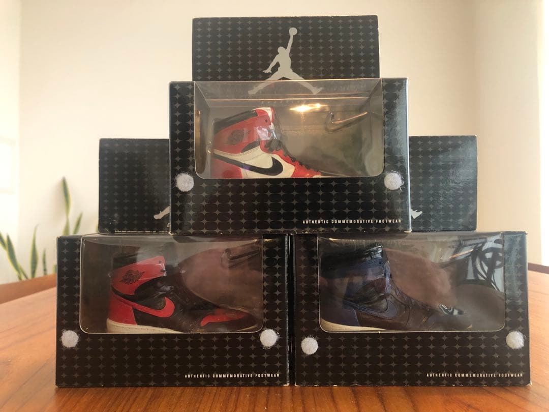 最終値下げ　Air Jordan 1 フィギュア 3カラーセット　希少品
