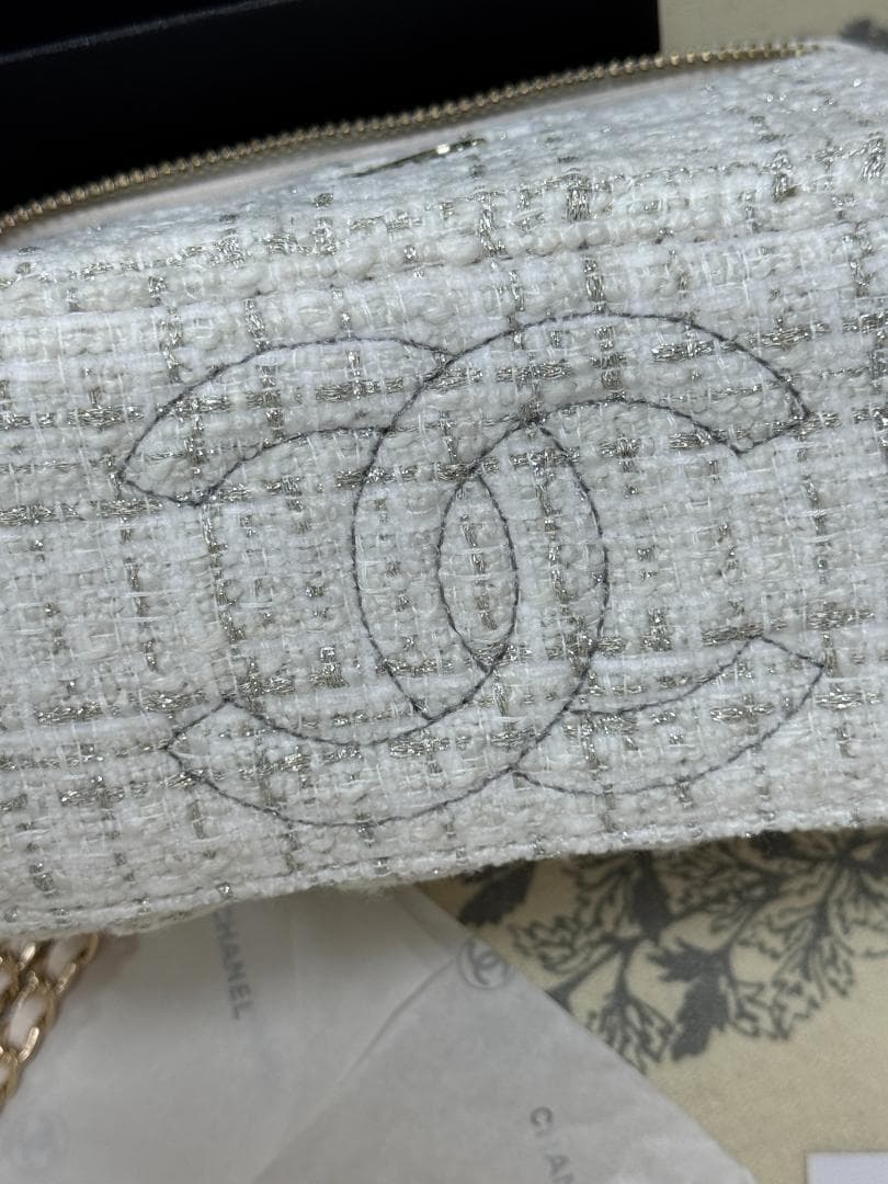 VIP✨非売品 限定 ChaNeL ツイードショルダーバッグBOX付　ホワイト