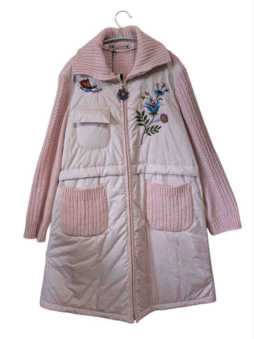 専用です。アルベロベロ♥️ぶたさん刺繍入りニットと中綿　ピンクロングコート