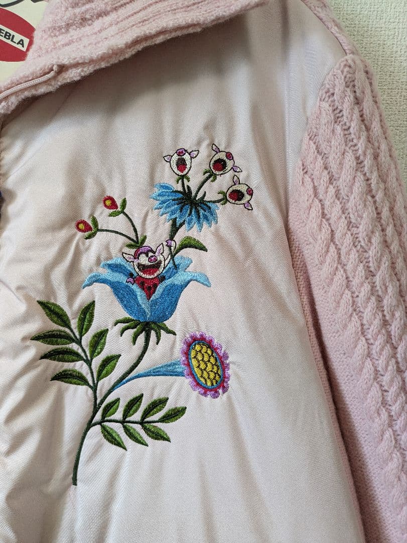 専用です。アルベロベロ♥️ぶたさん刺繍入りニットと中綿　ピンクロングコート