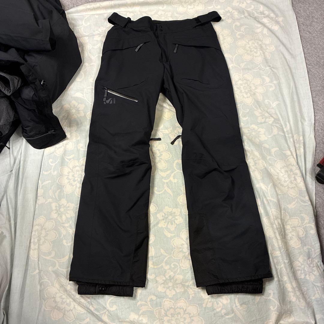 MILLET スキースノボウェア 上下セット ブラック 上 M、下 L