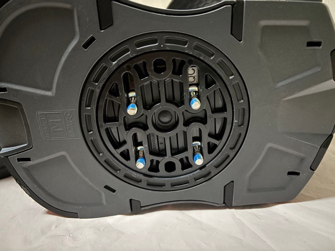 ユニオンブラック Mサイズ　 24／25年式　スノーボード ビンディング