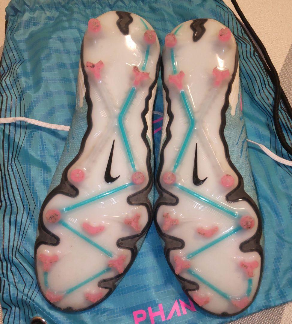 Nike Phantom 25.5cm　FG